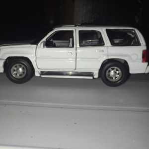 ♡︎ toy car ♡︎